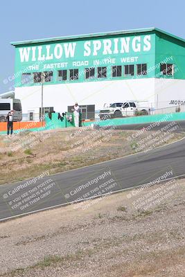 media/Apr-20-2025-AHRMA (Sun) [[393a79c373]]/Race/Group 11 early race/Turn 4b/